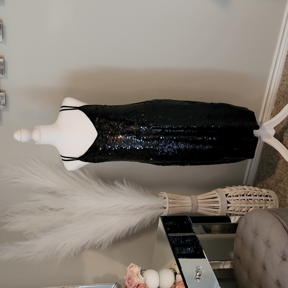 Express Black Sequin Midi Slip Dress NWT - Picture 4 of 8